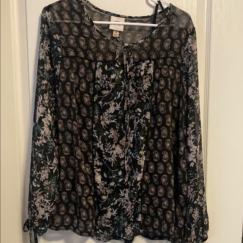 Knox Rose Black and White Tie Front Blouse